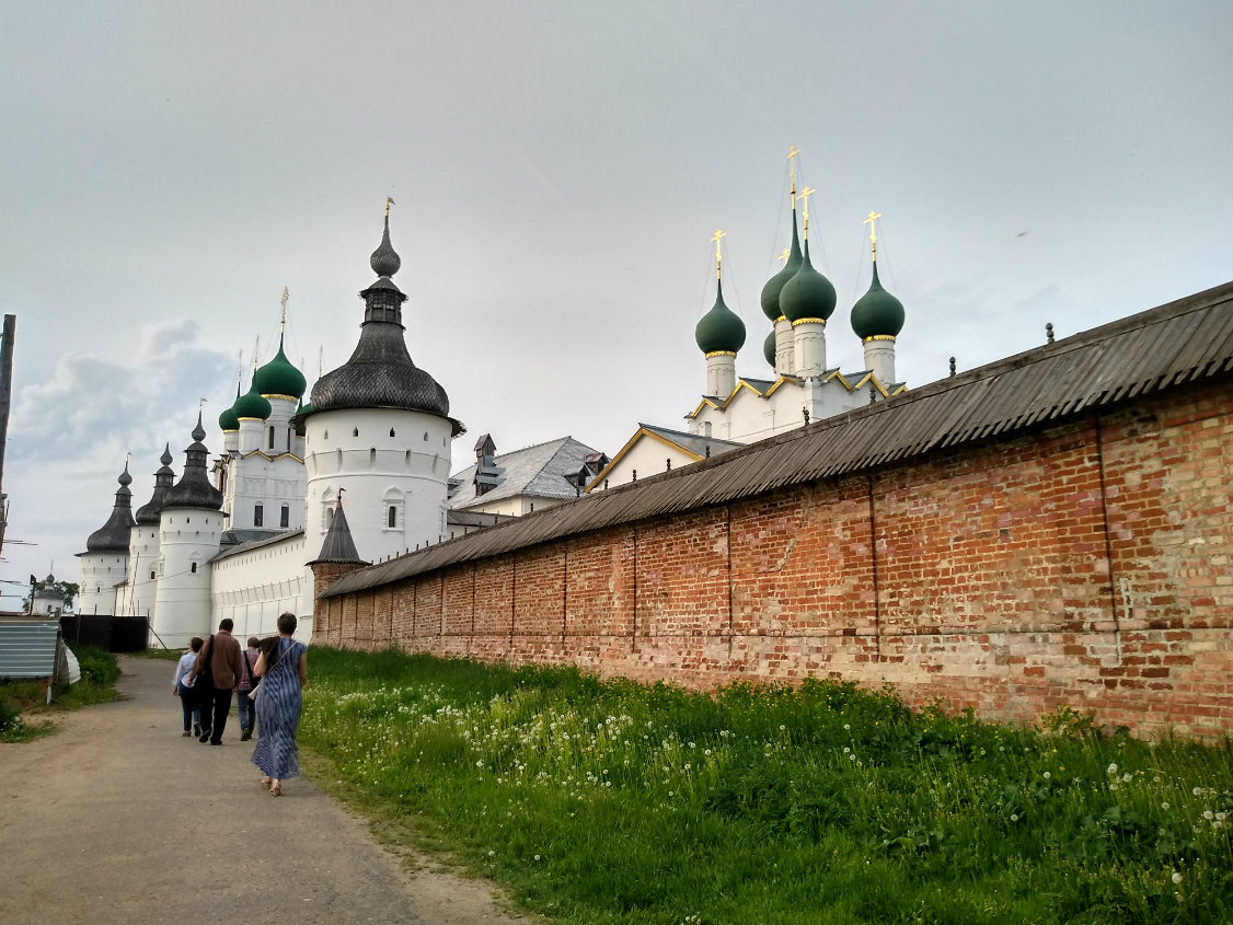 Спасские ворота Ростов Великий