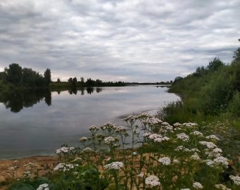 На берегу реки в с. Яковлевское