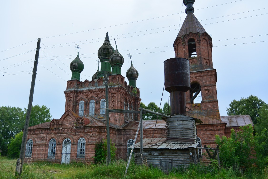 Покровская церковь в Тортыме. Фото Анастасии Фишер (2021)