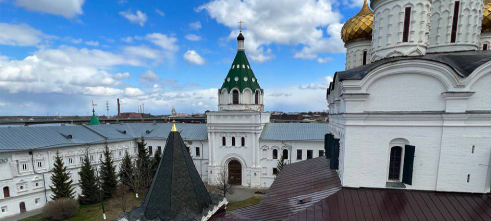 Церковь Хрисанфа и Дарии в Ипатьевском монастыре