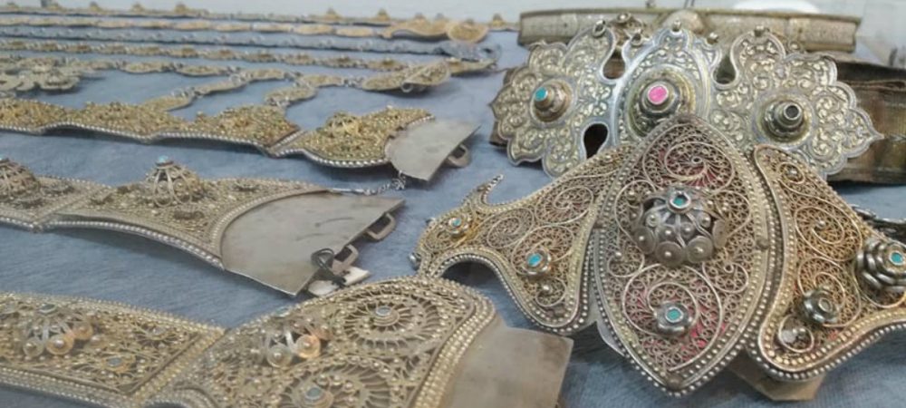 Увидеть в Костроме: свадебный наряд  дагестанки украшает до 16 кг серебра
