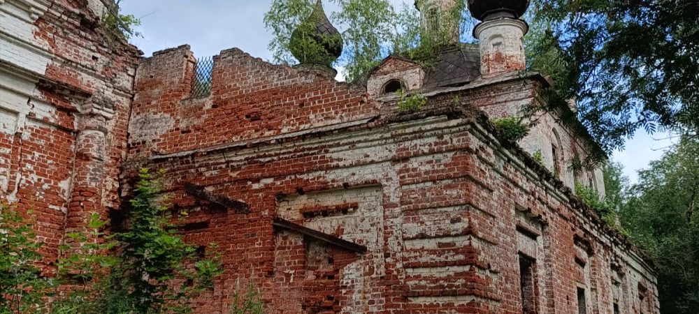 Никольский храм в бывшем с. Углец Кинешемского уезда